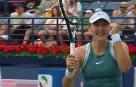 小安娃成为自09年WTA1000设立以来,最年轻的网坛1000赛决赛选手